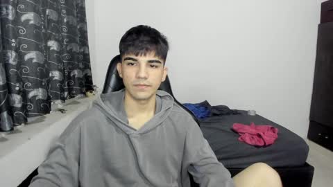 Snapshot of pakun_ chatting on February 8, 2025, 1:43 am pakun_ online show from February 8, 2025, 1:43 am