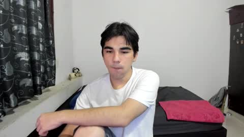 Snapshot of pakun_ chatting on September 17, 2025, 1:40 am pakun_ online show from September 17, 2025, 1:40 am