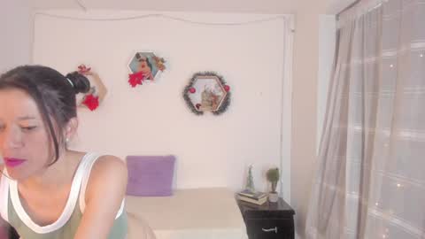 Paloma  online show from December 11, 2024, 8:39 pm