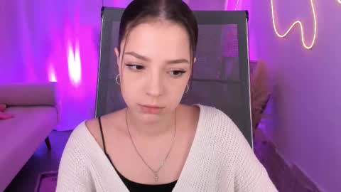 Snapshot of pambeeslyy chatting on January 12, 2026, 8:30 am Pam online show from January 12, 2026, 8:30 am