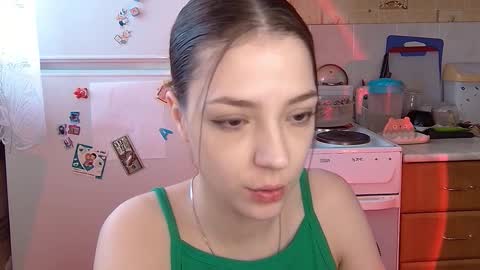 Snapshot of pambeeslyy chatting on January 15, 2026, 8:30 am Pam online show from January 15, 2026, 8:30 am