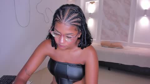 pamela online show from October 20, 2025, 7:03 pm