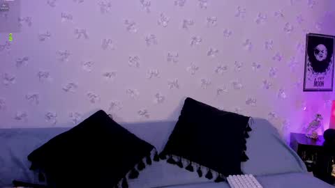 pamela online show from April 7, 2026, 4:02 am