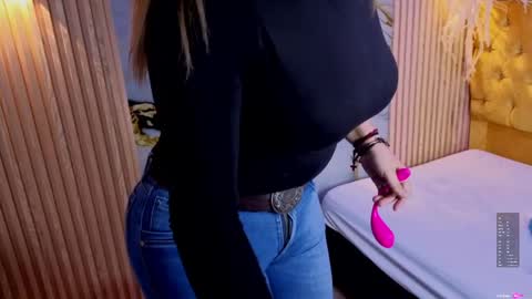 pamela_milf46 online show from June 2, 2026, 12:51 pm