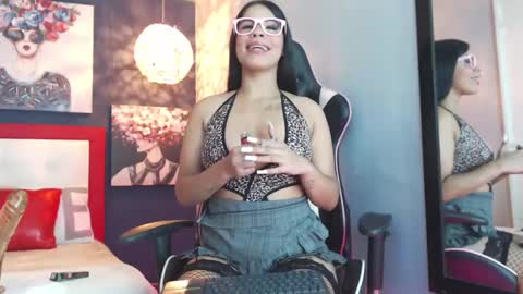 Pamela  online show from January 24, 2025, 11:56 pm