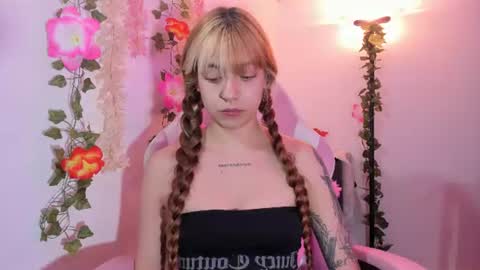 Snapshot of pamelajhonsom chatting on June 14, 2026, 4:14 am pamelajhonsom online show from June 14, 2026, 4:14 am
