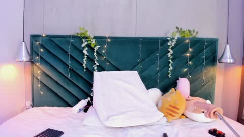 Pamela  online show from January 25, 2025, 6:55 am