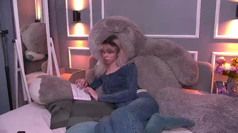 Pamelamy online show from February 20, 2025, 4:14 pm