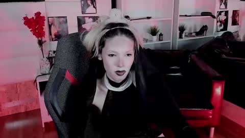 Pamelamy online show from March 12, 2025, 4:19 am