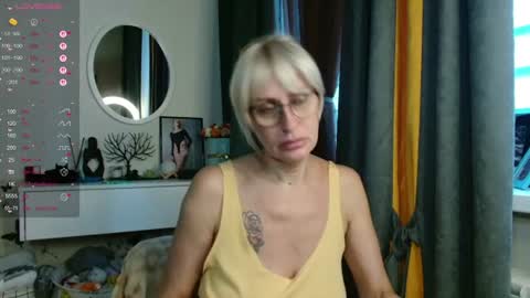Snapshot of pamellamurphy chatting on July 9, 2026, 2:15 am pamellamurphy online show from July 9, 2026, 2:15 am