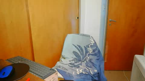 Snapshot of panchomadrid chatting on May 13, 2026, 10:06 pm Pancho Madrid online show from May 13, 2026, 10:06 pm