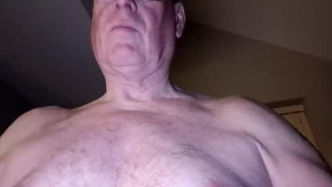 Snapshot of panda320 chatting on March 26, 2026, 9:31 pm panda320 online show from March 26, 2026, 9:31 pm