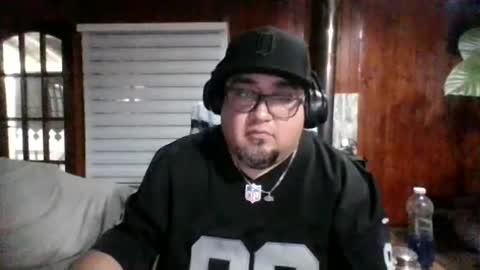 panditernurita12 online show from September 19, 2025, 6:15 am