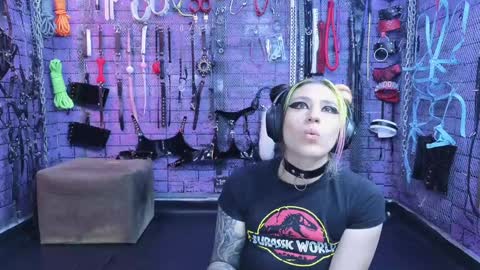 Snapshot of pandoranez chatting on January 27, 2025, 7:14 am PandoraNez online show from January 27, 2025, 7:14 am