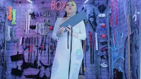 Snapshot of pandoranez chatting on September 16, 2025, 11:17 pm PandoraNez online show from September 16, 2025, 11:17 pm