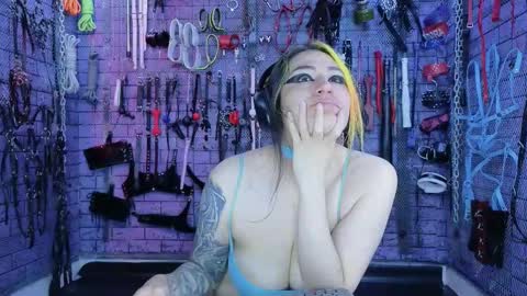 Snapshot of pandoranez chatting on September 30, 2025, 2:16 am PandoraNez online show from September 30, 2025, 2:16 am