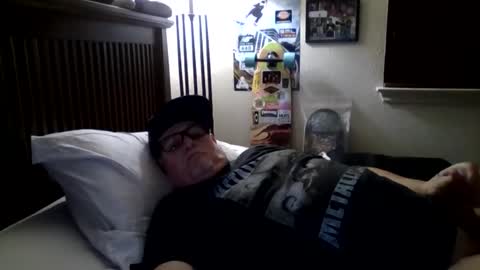 panos online show from November 2, 2025, 2:25 am