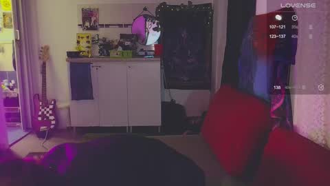 Snapshot of panther_cap chatting on December 19, 2025, 7:21 pm In bio online show from December 19, 2025, 7:21 pm