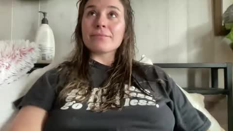 Snapshot of pantiesofthefae chatting on December 1, 2025, 6:13 pm Pantiesofthefae online show from December 1, 2025, 6:13 pm