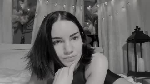 Kristina Kriss online show from September 8, 2025, 8:41 pm