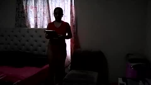 Paola 23 and Andres 25 online show from May 3, 2026, 3:18 pm