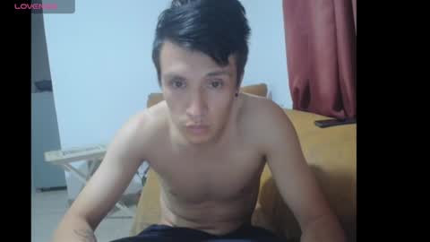 paola y alexander online show from February 25, 2025, 4:46 am