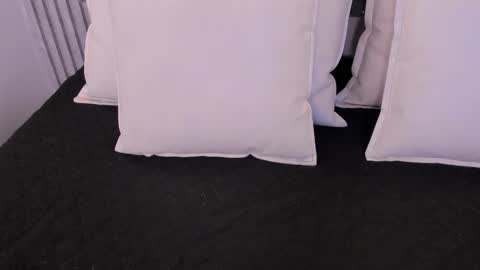 Snapshot of paolab_g chatting on February 21, 2025, 2:38 pm online show from February 21, 2025, 2:38 pm