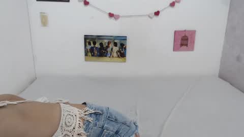 Paola online show from January 28, 2025, 5:46 pm