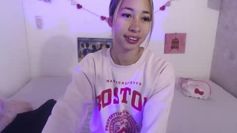 Paola online show from February 21, 2025, 11:55 am