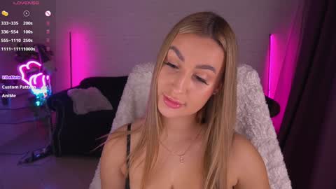 Lia online show from January 23, 2025, 2:17 pm