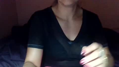 Snapshot of paolamz10 chatting on December 17, 2025, 2:39 am paolamz10 online show from December 17, 2025, 2:39 am