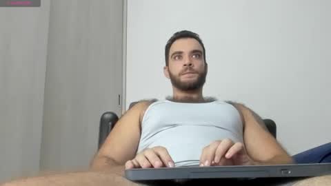 Snapshot of paolo_hanma chatting on October 2, 2025, 1:12 am Paolo online show from October 2, 2025, 1:12 am