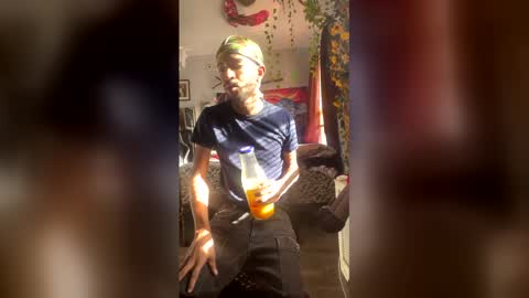 papian0 online show from November 24, 2025, 5:56 pm