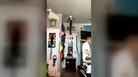 papian0 online show from December 22, 2025, 7:11 pm