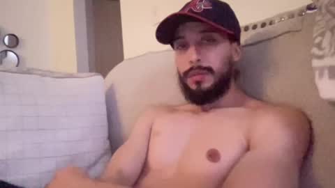 papicubano_guapo23cm online show from February 9, 2026, 7:12 am