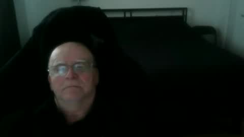 papilly online show from April 19, 2026, 6:10 pm