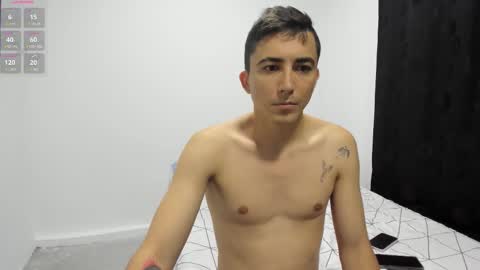 Snapshot of pareja_curiosa19 chatting on October 21, 2025, 2:01 am pareja_curiosa19 online show from October 21, 2025, 2:01 am