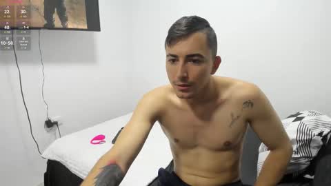 Snapshot of pareja_curiosa19 chatting on November 15, 2025, 11:10 pm pareja_curiosa19 online show from November 15, 2025, 11:10 pm