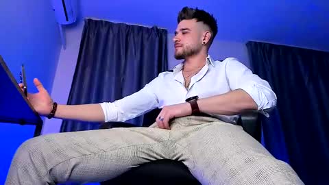 Paris online show from February 21, 2025, 6:26 pm