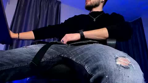 Paris online show from November 12, 2025, 9:14 pm