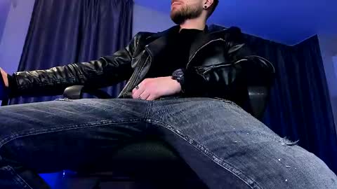 Paris online show from March 28, 2026, 10:42 pm