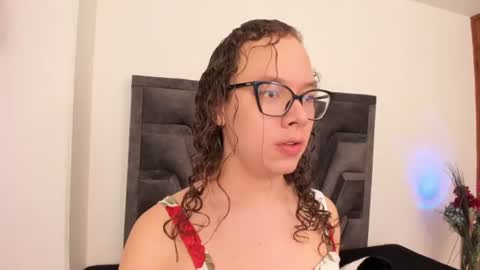 Snapshot of paris_mendez chatting on July 24, 2026, 11:08 am PARIS LOVE online show from July 24, 2026, 11:08 am