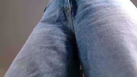 PARIS online show from October 24, 2025, 7:43 pm