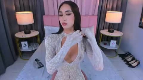 parismilker online show from June 26, 2026, 12:04 am