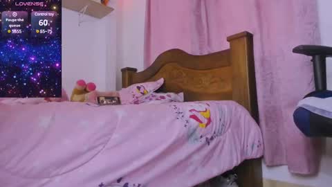 Snapshot of parisshayk chatting on March 7, 2025, 9:06 pm Paris online show from March 7, 2025, 9:06 pm