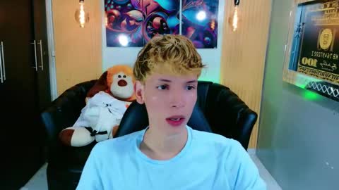 park_jimin1 online show from September 11, 2025, 12:05 pm