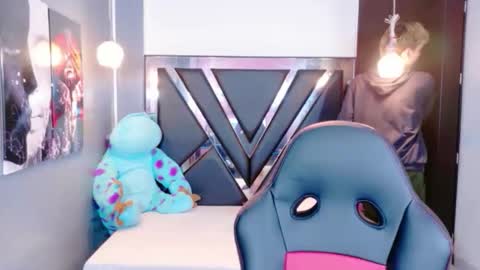 park_jimin1 online show from January 8, 2026, 12:51 pm