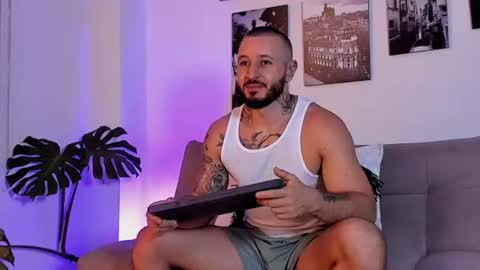 Snapshot of parker_lavine chatting on July 14, 2026, 2:16 am parker lavine online show from July 14, 2026, 2:16 am