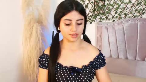 parker_leex online show from September 18, 2025, 8:44 pm