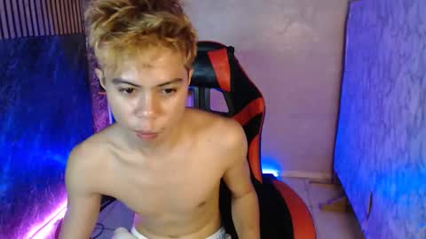 HENRY online show from September 22, 2025, 1:07 am